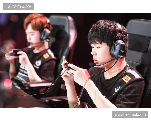 从高校赛到世界冠军:一位《王者荣耀》选手的成长轨迹 从高校赛到世界冠军:一位《王者荣耀》选手的成长轨迹